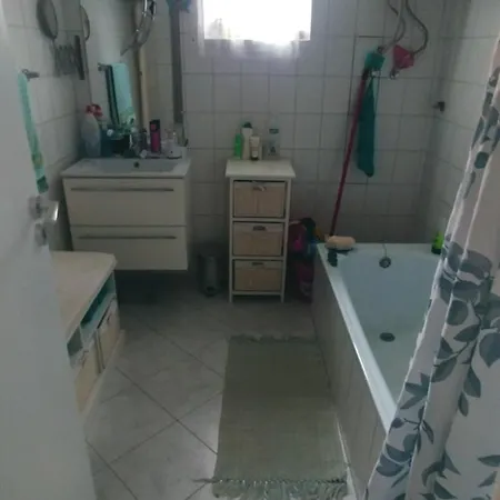 Mitra Vendeghaz